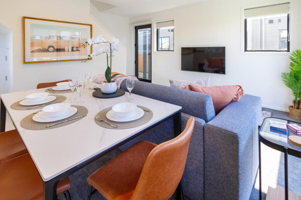 Beachside Bliss: 1 Bed 1 Bath Christchurch Extérieur photo